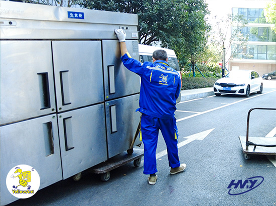 某學(xué)院校園風(fēng)光